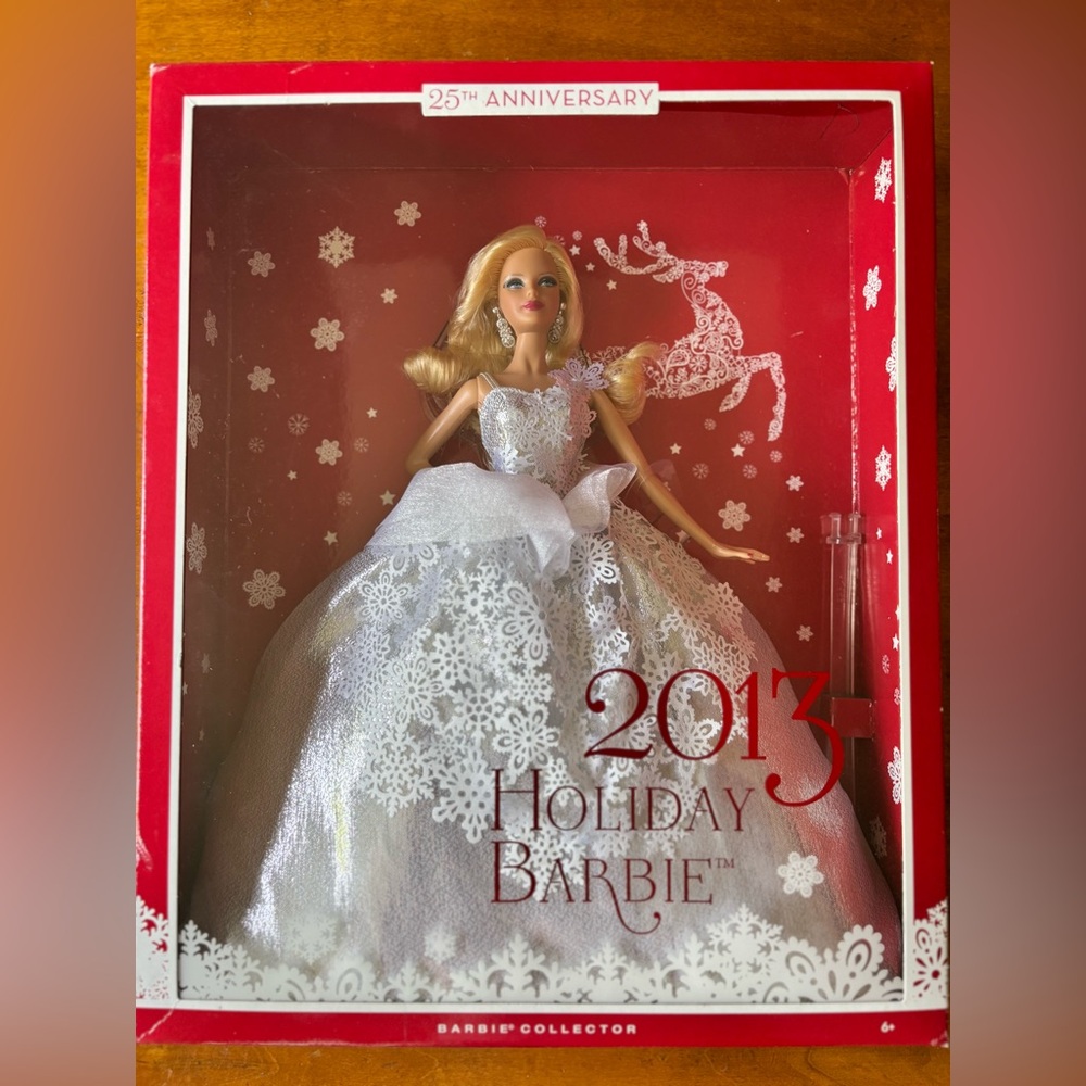 2013 Barbie Holiday Decor White Elegance